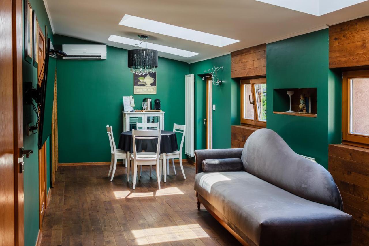Aparthotel Oberza Краков Экстерьер фото