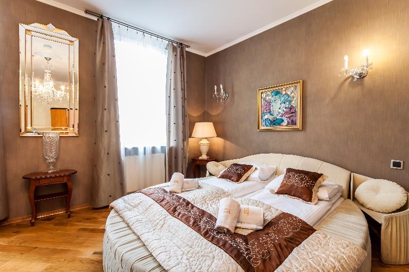 Aparthotel Oberza Краков Экстерьер фото