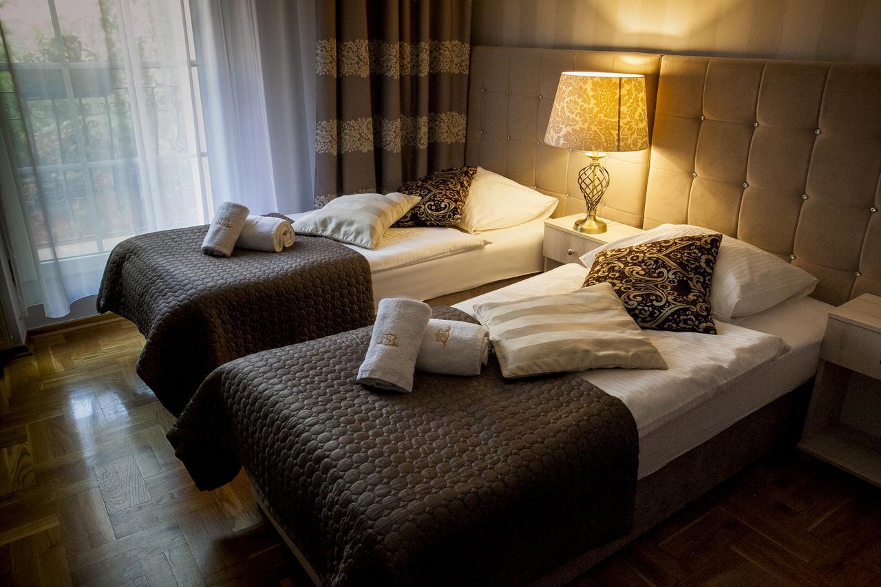 Aparthotel Oberza Краков Экстерьер фото